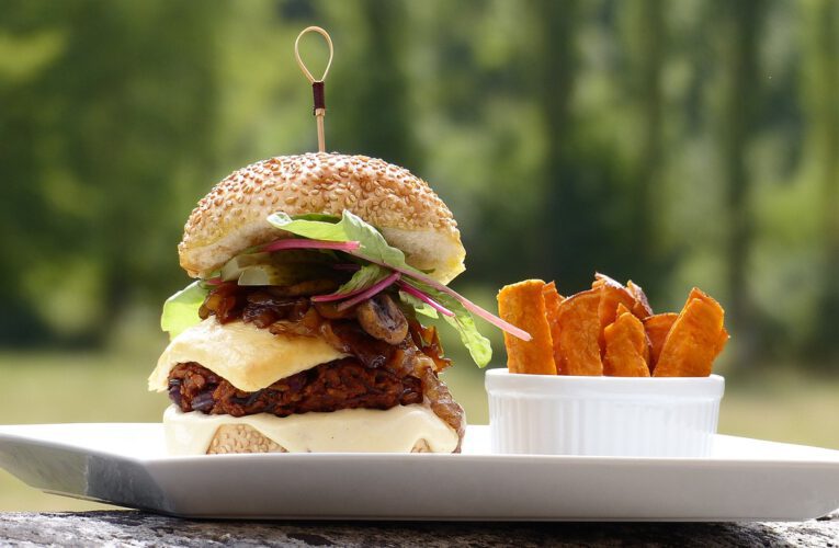 Czy burgery wegańskie i wegetariańskie mogą być smaczne?