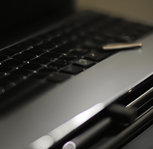 Jak szybko i skutecznie wyczyścić klawiaturę w laptopie?