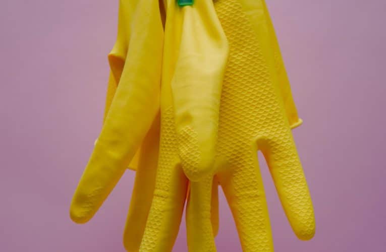 Korzystanie z lateksowych rękawiczek – zalety i wady