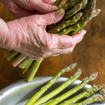 Jak przygotować szparagi: proste i smaczne sposoby na ich przyrządzenie