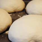 Jak upiec chleb - proste porady dla początkujących piekarzy