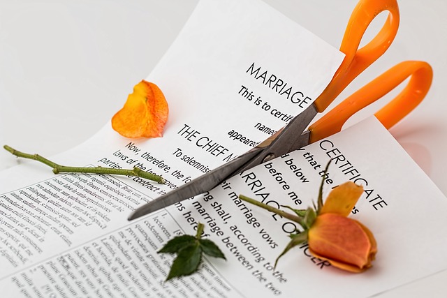Objawy braku miłości w małżeństwie: Jak rozpoznać i radzić sobie z problemem?