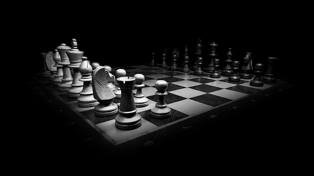 Gambit czyli jak wykorzystać taktyki szachowe i pokonać króla