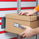 Jak przedłużyć okres przechowywania paczki w paczkomacie? Praktyczne wskazówki i porady
