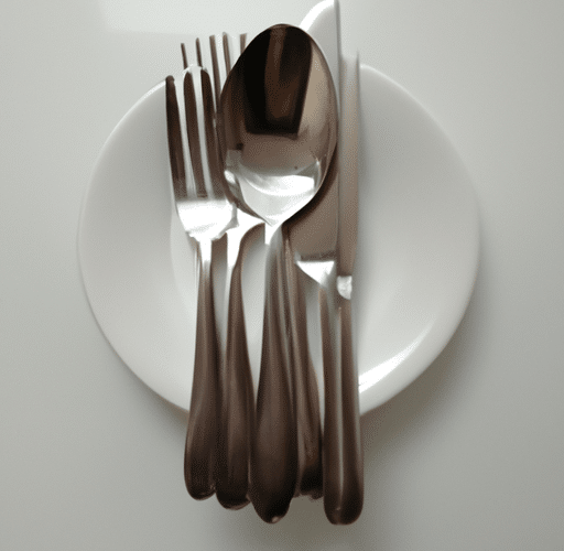 Sztuczne etykiety: Jak odpowiednio poukładać sztućce po posiłku?