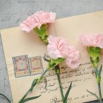 Odkryj magię rękodzieła: Jak stworzyć piękny kwiat z papieru
