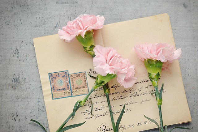 Odkryj magię rękodzieła: Jak stworzyć piękny kwiat z papieru